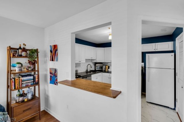 901 Stuyvesant Ave, Unit 102, Union Twp., NJ 07083