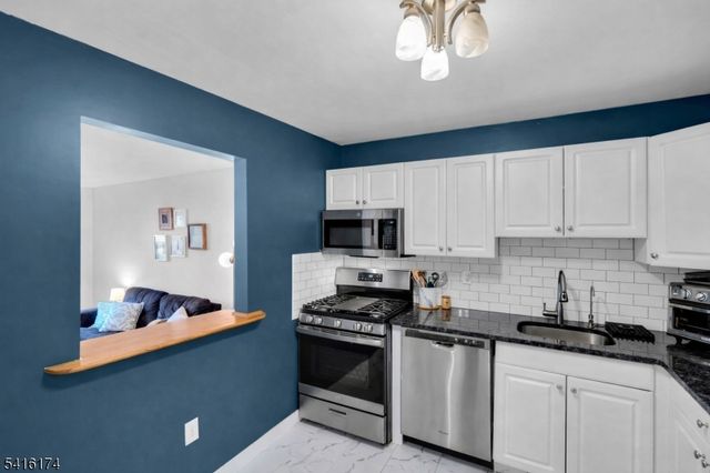 901 Stuyvesant Ave, Unit 102, Union Twp., NJ 07083