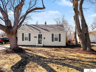 2504 Washington Street, Bellevue, NE 68005