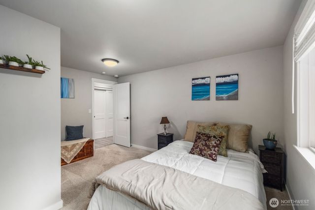 9911 Hampshire Court SE, Olympia, WA 98513