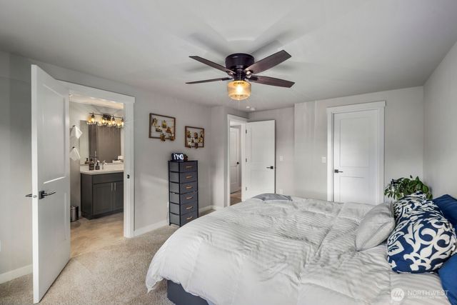 9911 Hampshire Court SE, Olympia, WA 98513