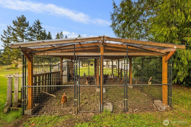 9911 Hampshire Court SE, Olympia, WA 98513