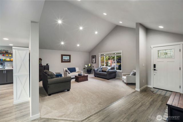 9911 Hampshire Court SE, Olympia, WA 98513