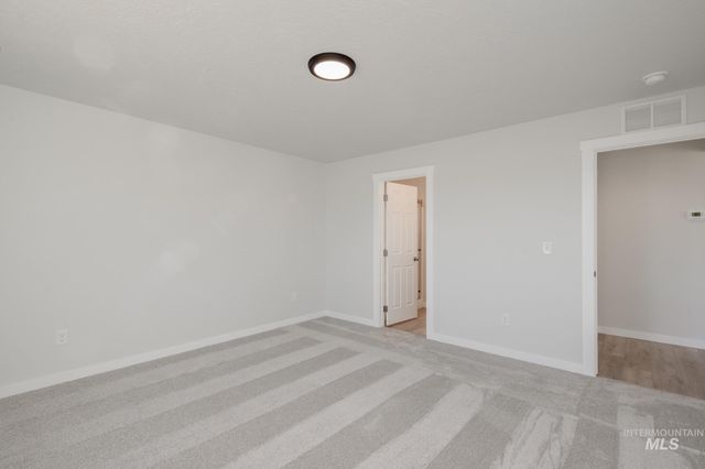14092 Shiny Spruce St, Caldwell, ID 83607
