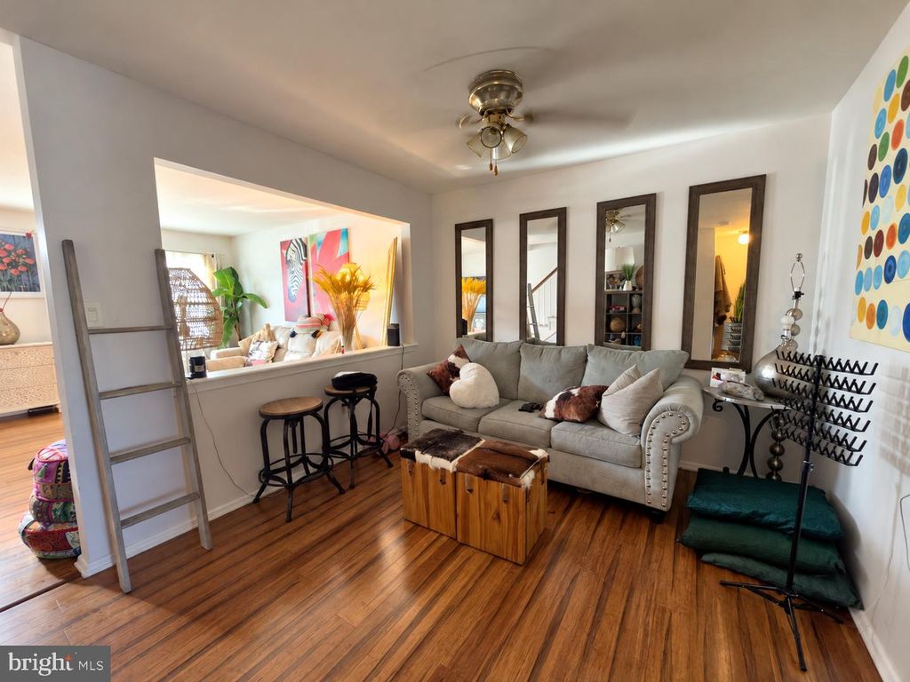 514 S LOGAN AVE, TRENTON, NJ 08629 — photo 4