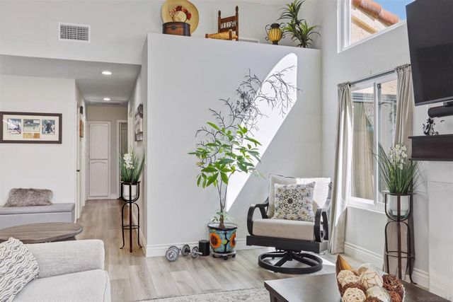 17748 Caminito Balata, San Diego, CA 92128
