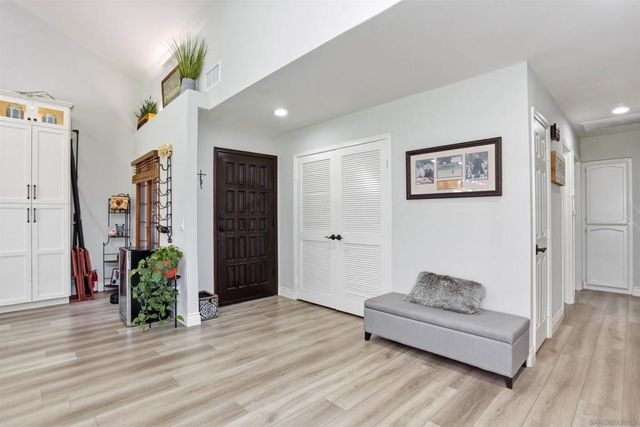 17748 Caminito Balata, San Diego, CA 92128