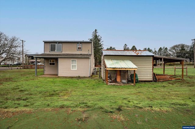 352 NE Polk Station Rd, Dallas, OR 97338