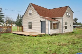 352 NE Polk Station Rd, Dallas, OR 97338