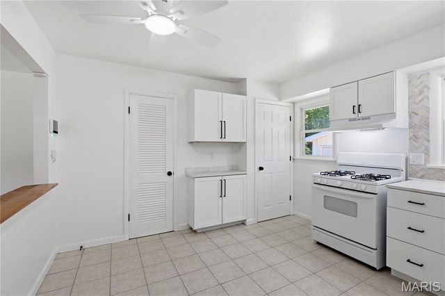 8817 McNulty Drive, St Louis, MO 63114