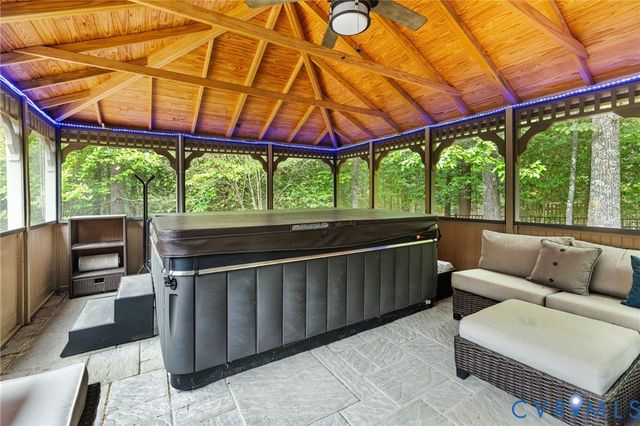 3056 Greywalls Dr, Powhatan, VA 23139