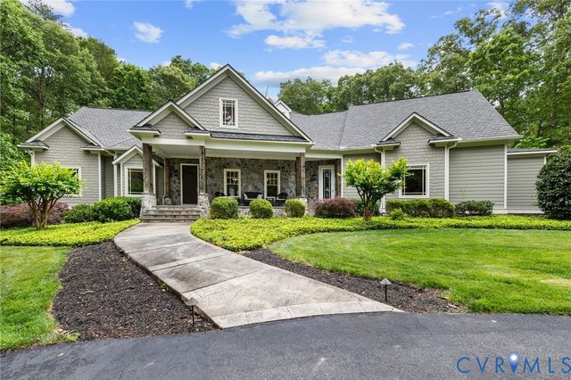 3056 Greywalls Dr, Powhatan, VA 23139