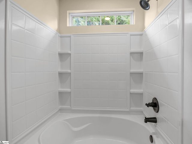 128 Dellwood Drive, Spartanburg, SC 29301