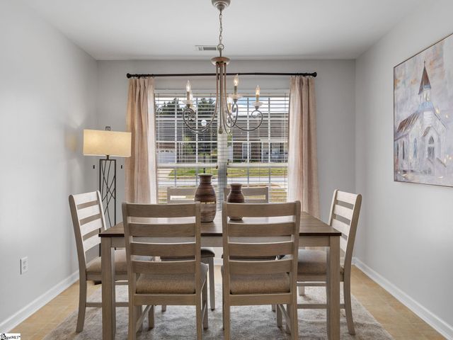 128 Dellwood Drive, Spartanburg, SC 29301