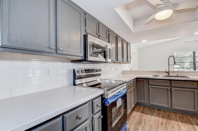 6234 NEFF LAKE ROAD, Brooksville, FL 34601