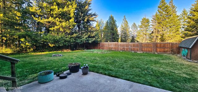 64 Westwood Dr, Moyie Springs, ID 83845