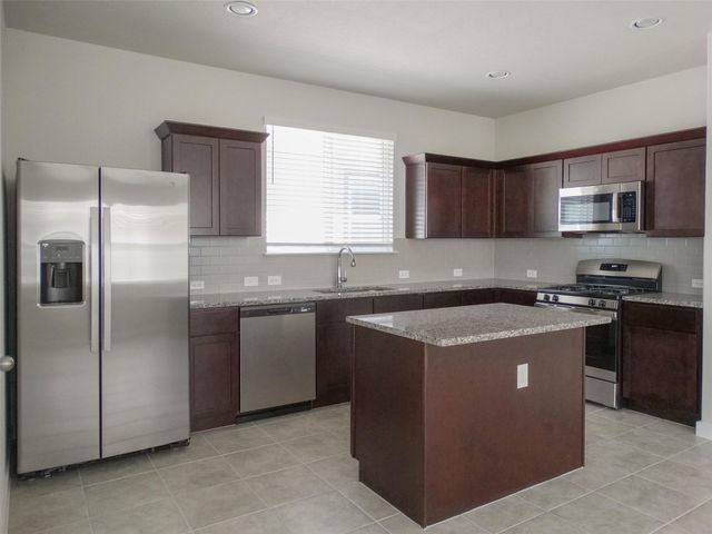 370 Hortus DR, Kyle, TX 78640