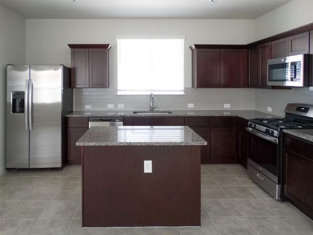 370 Hortus DR, Kyle, TX 78640