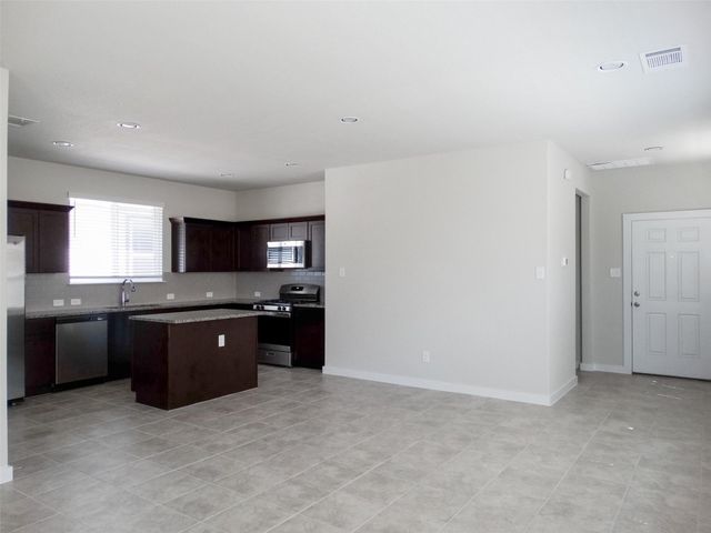 370 Hortus DR, Kyle, TX 78640