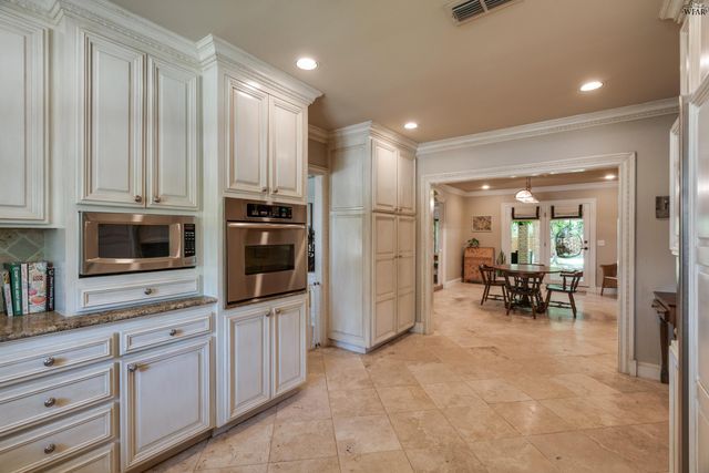 2605 SAN SIMEON DRIVE, Wichita Falls, TX 76308