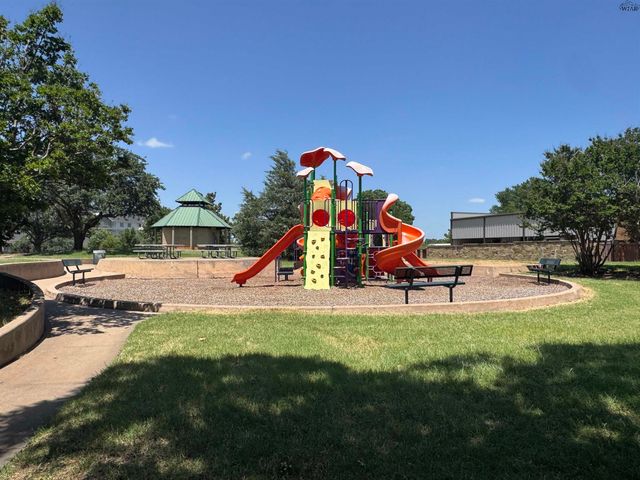 2605 SAN SIMEON DRIVE, Wichita Falls, TX 76308