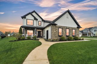 19677 Yorktown PLACE, Bristol, WI 53104