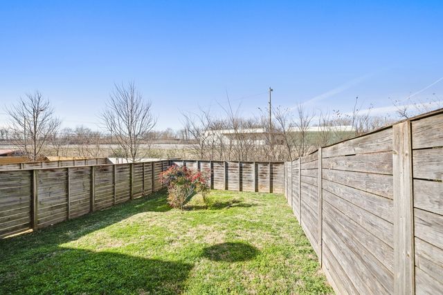 523B Weakley Ave, Nashville, TN 37207