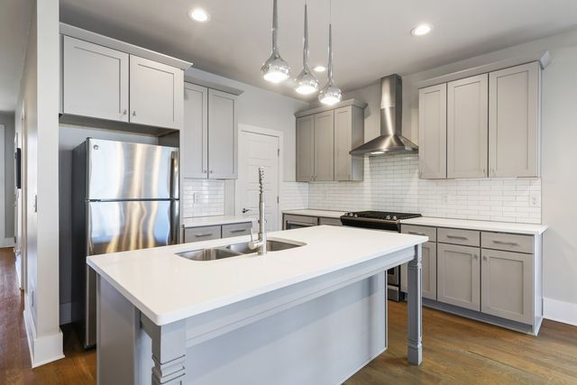 523B Weakley Ave, Nashville, TN 37207