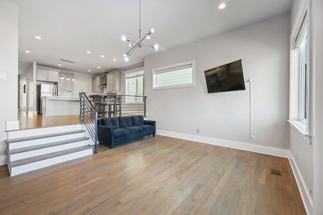 523B Weakley Ave, Nashville, TN 37207