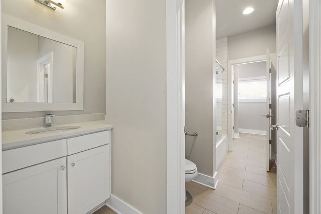 523B Weakley Ave, Nashville, TN 37207