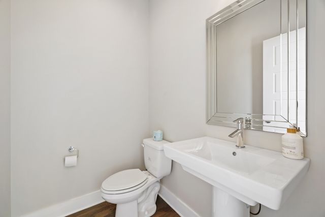523B Weakley Ave, Nashville, TN 37207