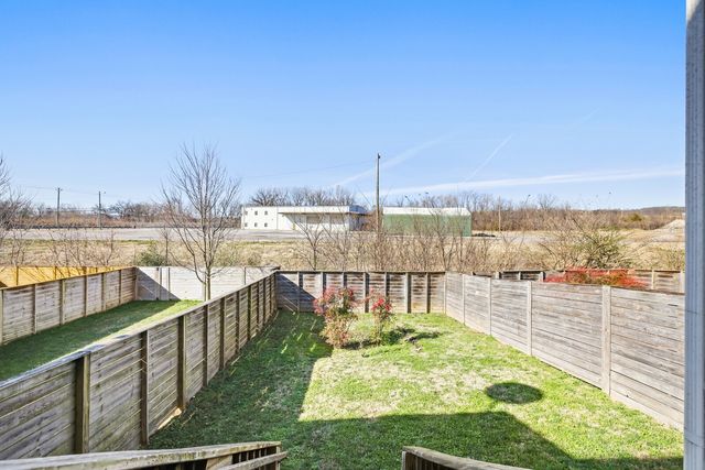 523B Weakley Ave, Nashville, TN 37207