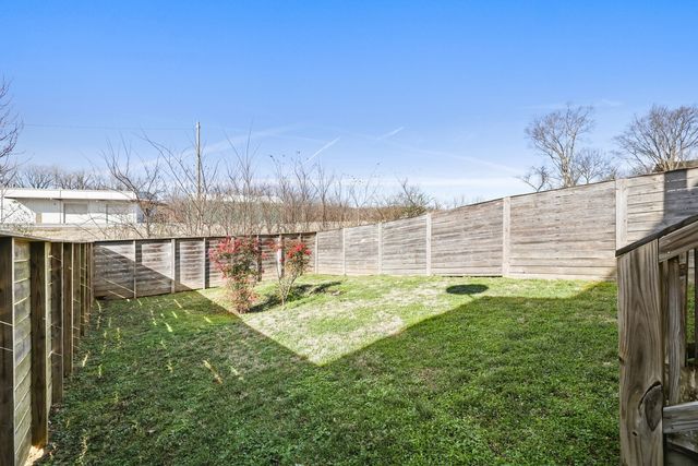 523B Weakley Ave, Nashville, TN 37207