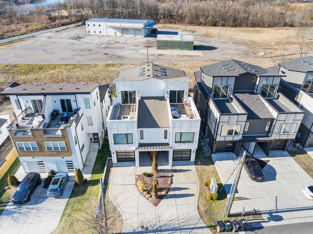 523B Weakley Ave, Nashville, TN 37207