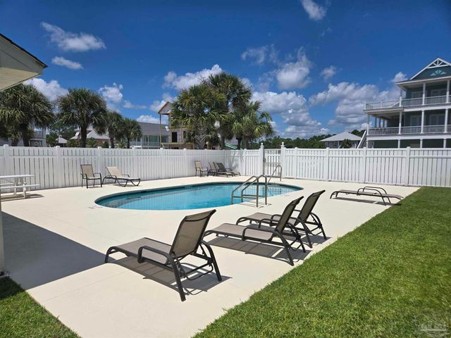 856 Sailfish Ct, Pensacola, FL 32507