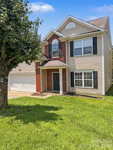 2717 Forest Grove Court, Charlotte, NC 28269
