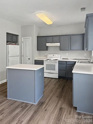 2717 Forest Grove Court, Charlotte, NC 28269