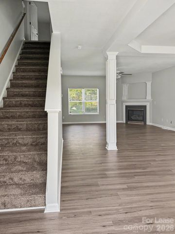 2717 Forest Grove Court, Charlotte, NC 28269
