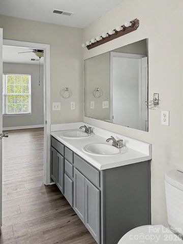 2717 Forest Grove Court, Charlotte, NC 28269