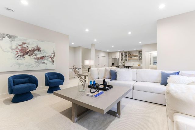 5609 Heather Lane, Edina, MN 55436