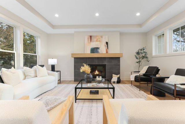 5609 Heather Lane, Edina, MN 55436