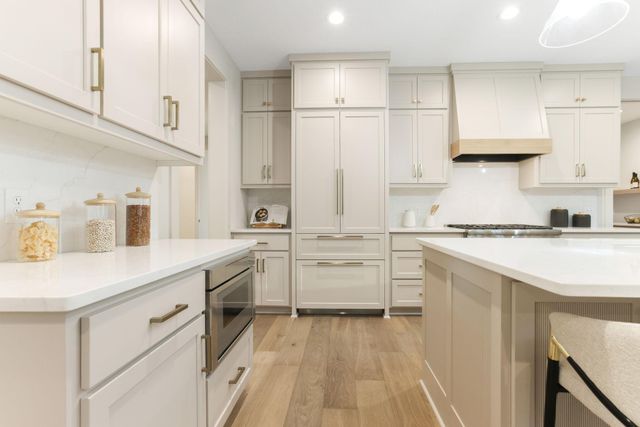 5609 Heather Lane, Edina, MN 55436