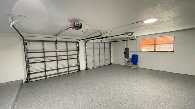 5614 KENNY DRIVE, Tampa, FL 33617