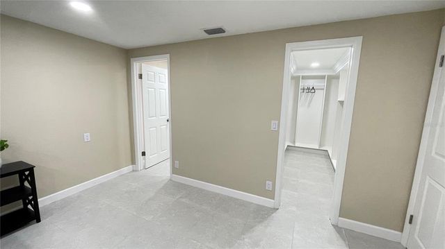5614 KENNY DRIVE, Tampa, FL 33617