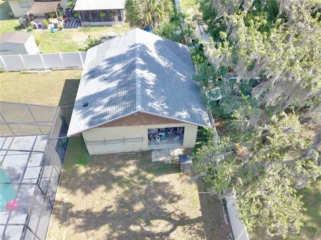 5614 KENNY DRIVE, Tampa, FL 33617