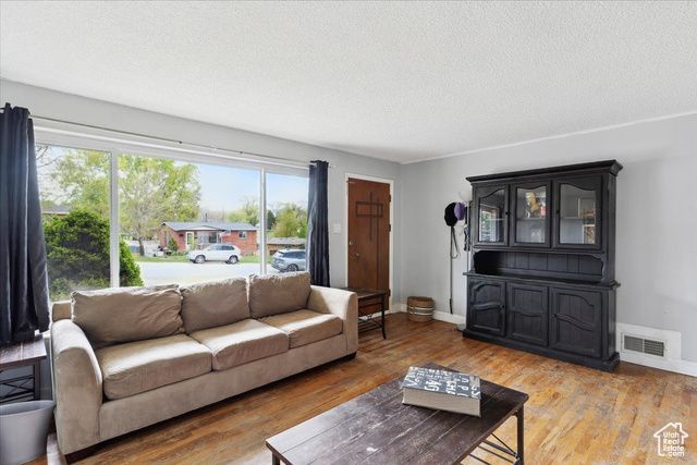 968 BEL MAR DR, Ogden, UT 84403