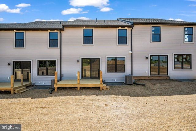 102 CANDLER WAY, Annville, PA 17003