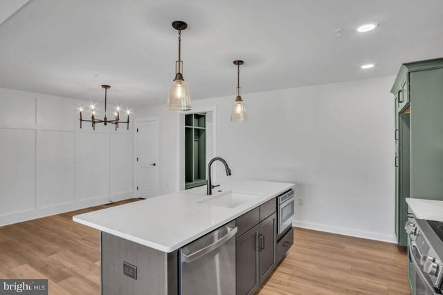 102 CANDLER WAY, Annville, PA 17003