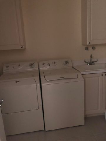 11 W Harbour Isle Dr W W 105, Fort Pierce, FL 34949