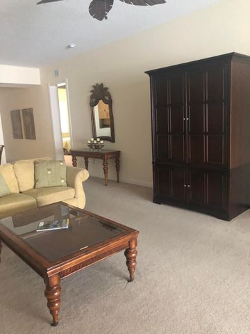 11 W Harbour Isle Dr W W 105, Fort Pierce, FL 34949
